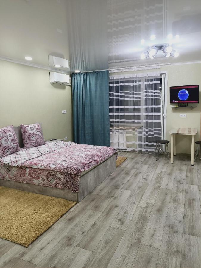 Apartnew In City Centr Ustʼ-Kamenogorsk Exteriör bild
